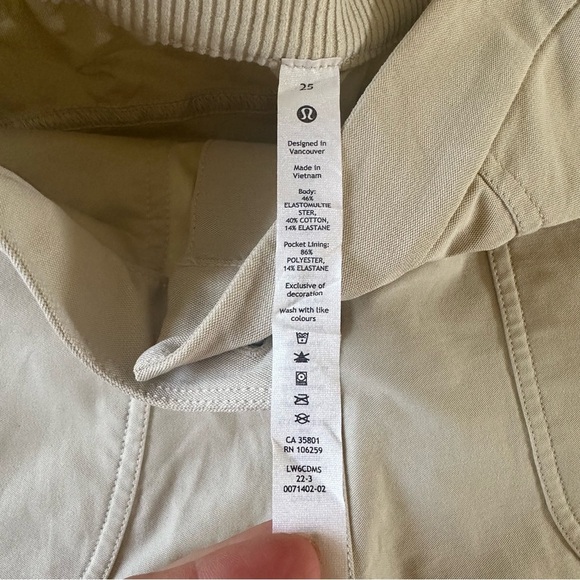 Lululemon Utilitech Cargo Pocket High Rise Pants Light Beige Sz 25 - Picture 4 of 8
